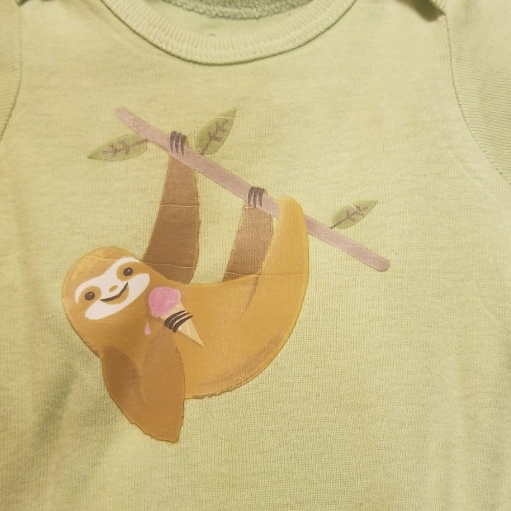 Custom made onesie - Picture 2 of 3